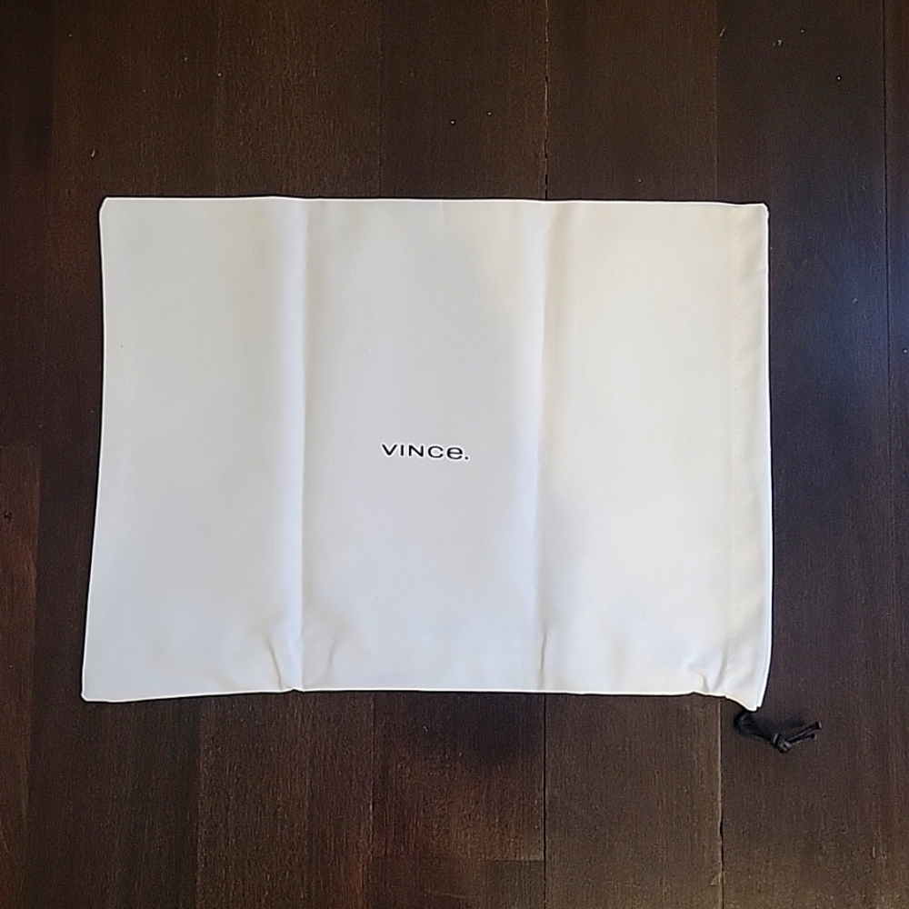 BRAND NEW AUTHENTIC VINCE WHITE DUST BAG 15" × 11"